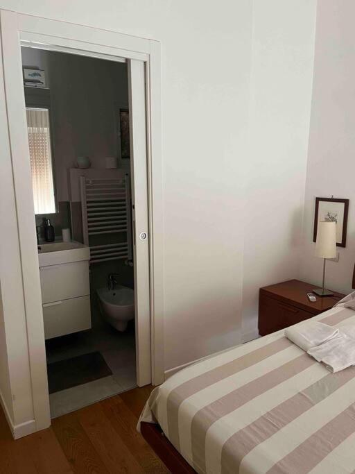 Umbertina Apartment Бари Екстериор снимка