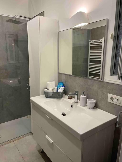 Umbertina Apartment Бари Екстериор снимка